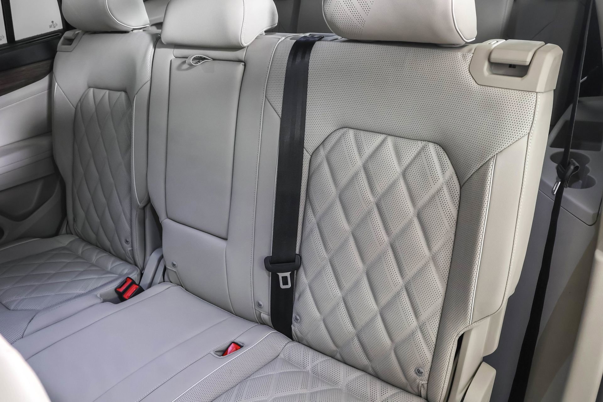 New 2026 Volkswagen Atlas SEL Premium R-Line image 35