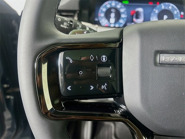 Used 2026 Land Rover Range Rover Evoque S image 10