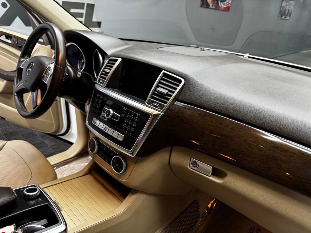 Used 2015 Mercedes-Benz ML 350 4MATIC image 51