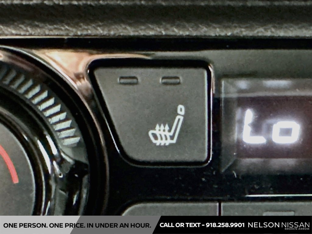 New 2027 Nissan Kicks SV w/ Cold Weather Package FWD image 19