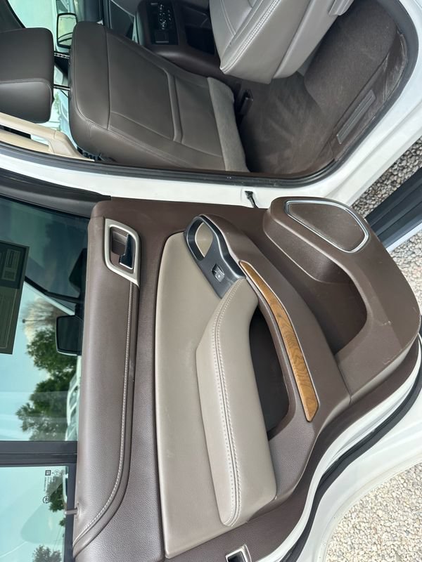 Used 2019 GMC Yukon Denali w/ Denali Ultimate Package AWD/4WD image 24