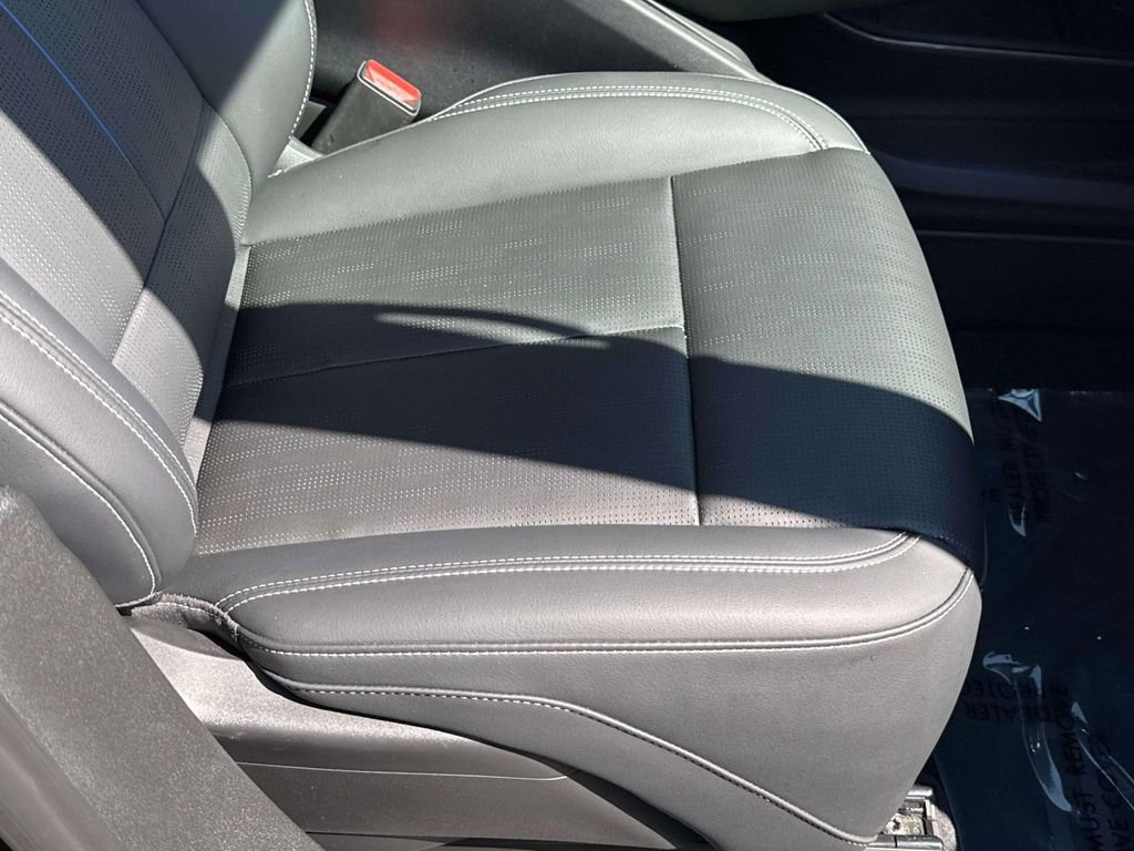Used 2024 Cadillac Lyriq Luxury w/ LPO, Floor Liner Package image 28