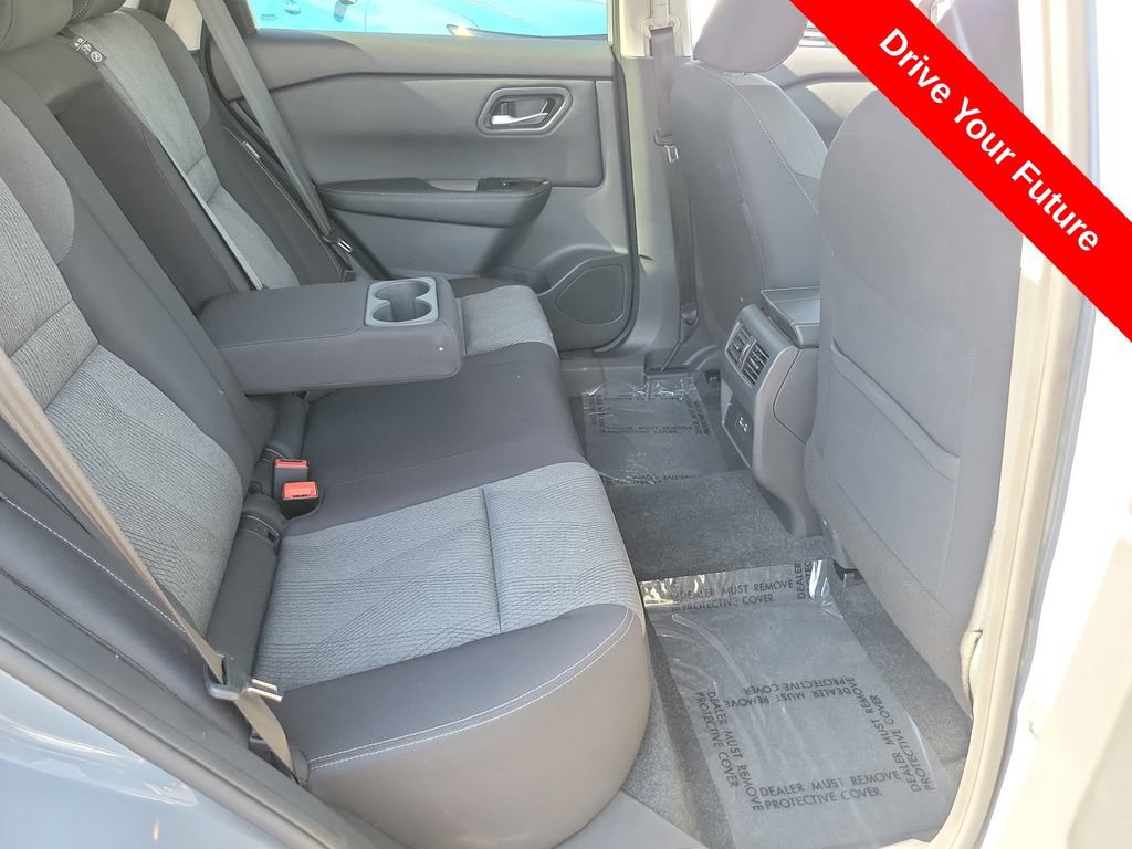 Used 2026 Nissan Rogue SV FWD image 20