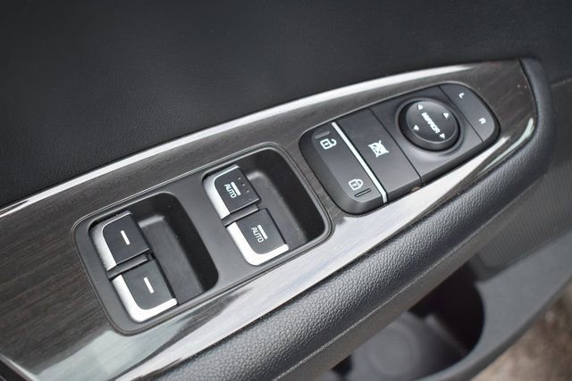 Used 2019 Kia Optima EX image 15