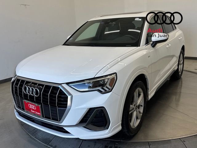 Used 2023 Audi Q3 2.0T Premium w/ Convenience Package image 3