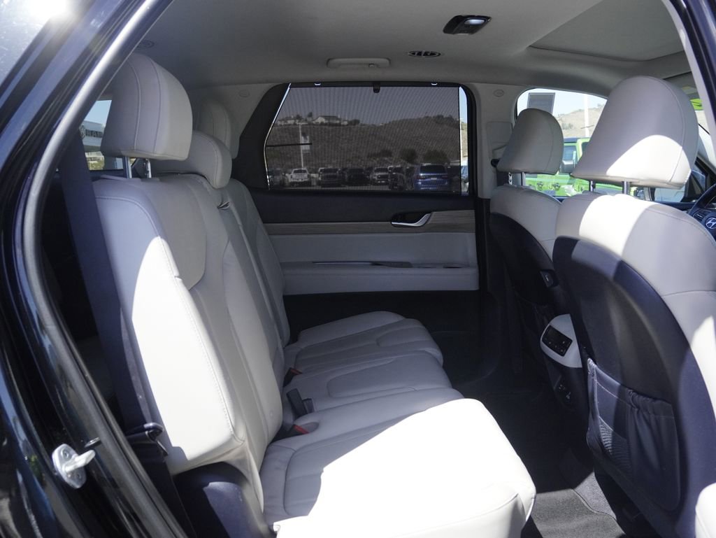 Used 2022 Hyundai Palisade SEL w/ 8P Bench Seat Package FWD image 33