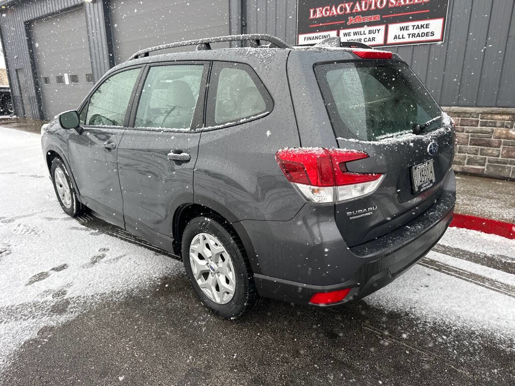 Used 2022 Subaru Forester image 3