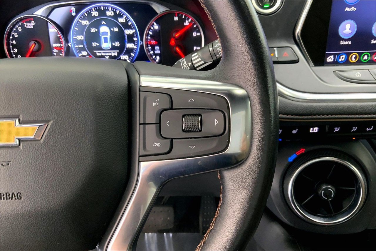 Used 2021 Chevrolet Blazer Premier w/ Driver Confidence II Package FWD image 22