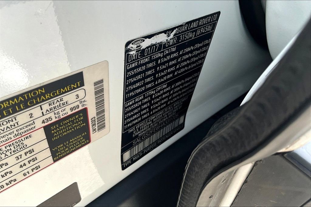 Used 2017 Land Rover Range Rover Supercharged image 32