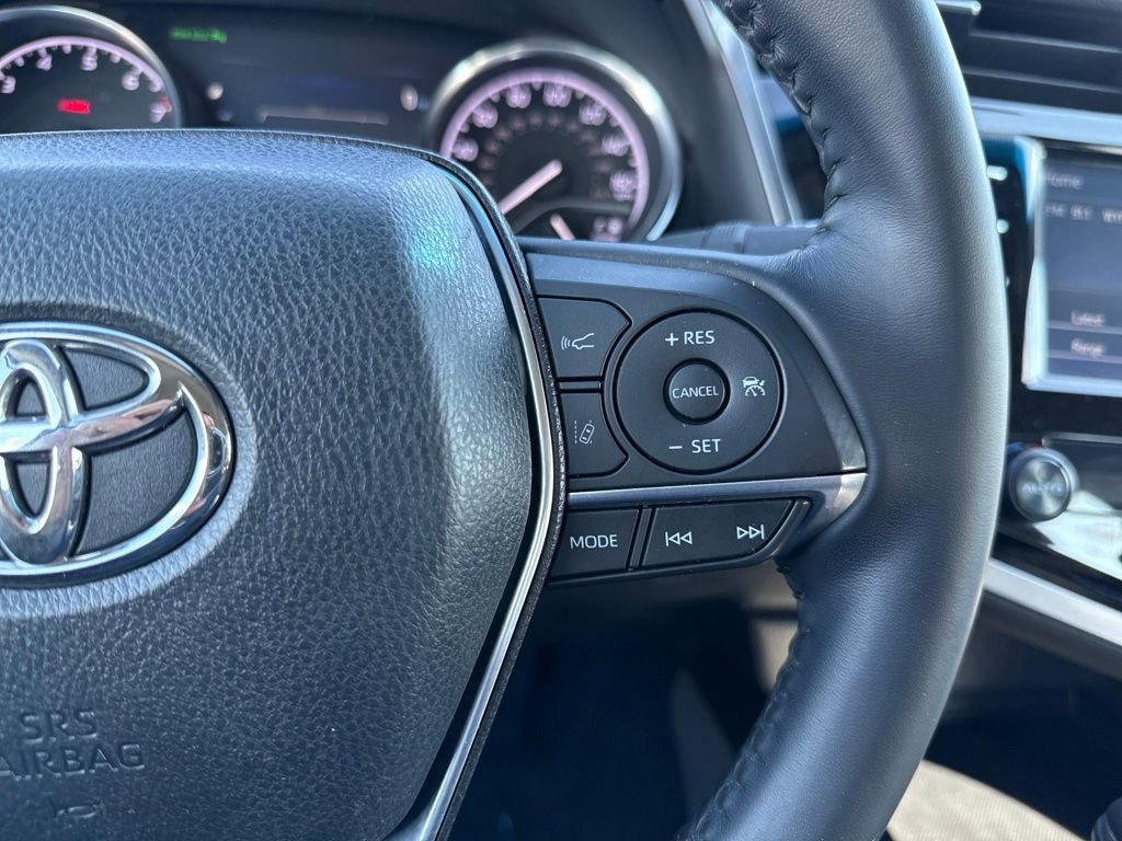 Used 2018 Toyota Camry L image 22