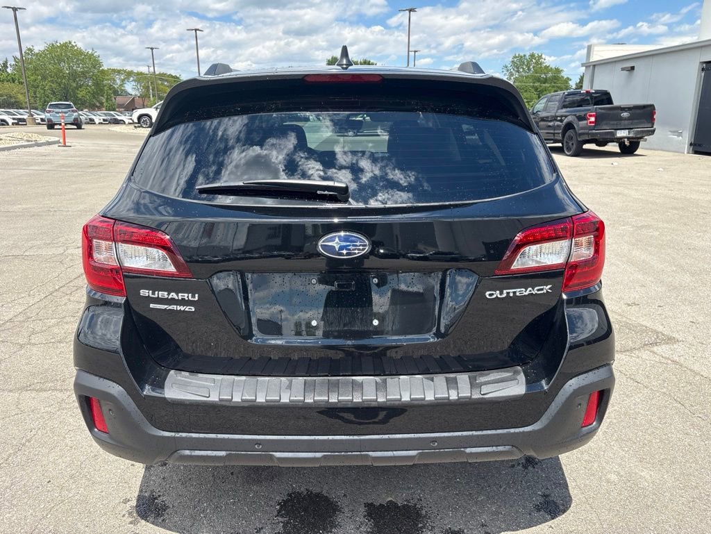 Used 2019 Subaru Outback 2.5i Touring AWD/4WD image 5