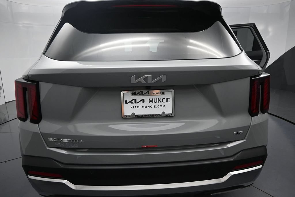New 2026 Kia Sorento S AWD/4WD image 9
