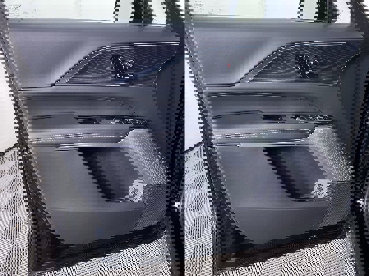 Certified 2024 Cadillac Lyriq Luxury w/ LPO, Floor Liner Package image 12