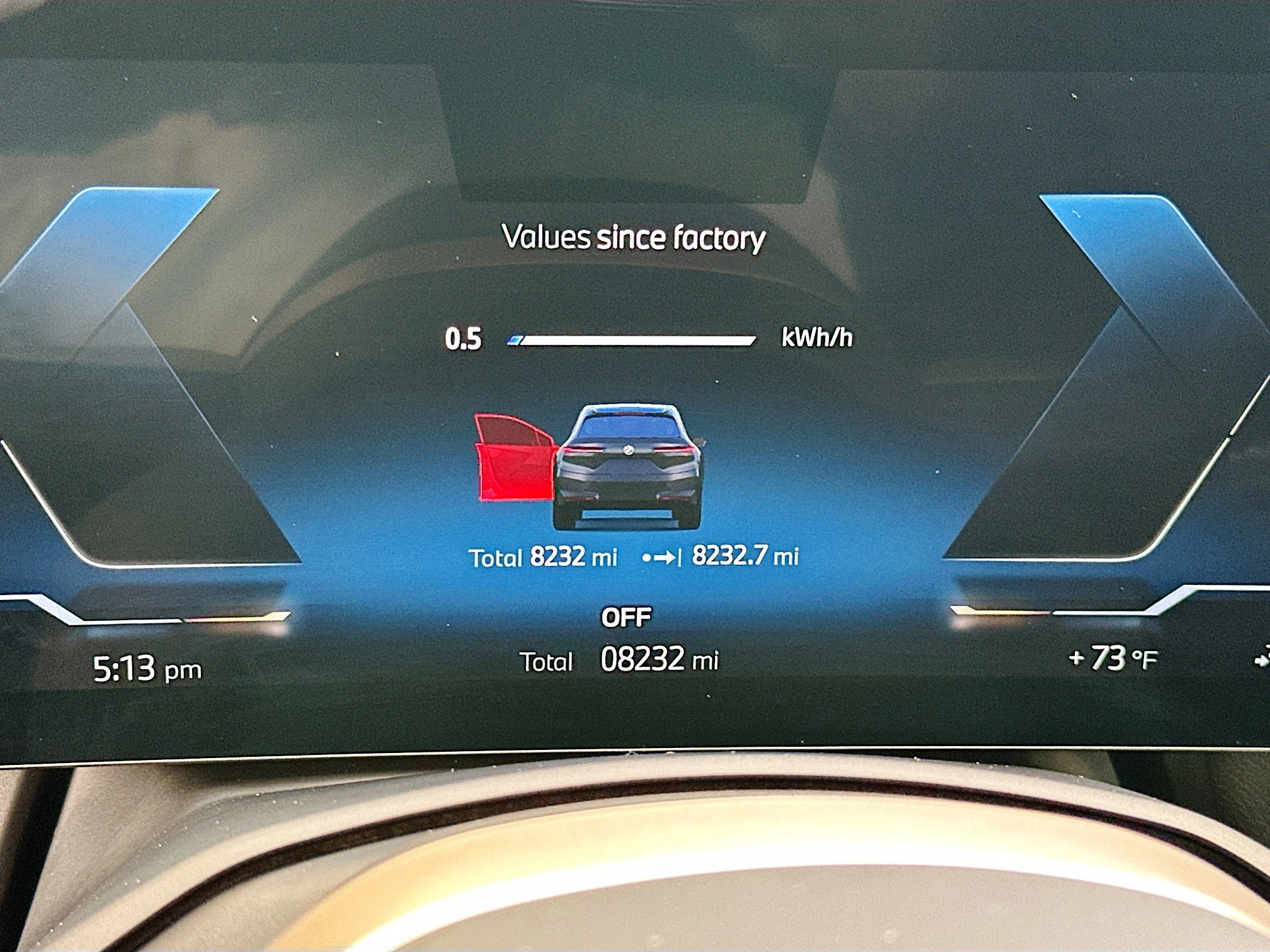 Used 2025 BMW iX xDrive50 w/ Sport Package image 11