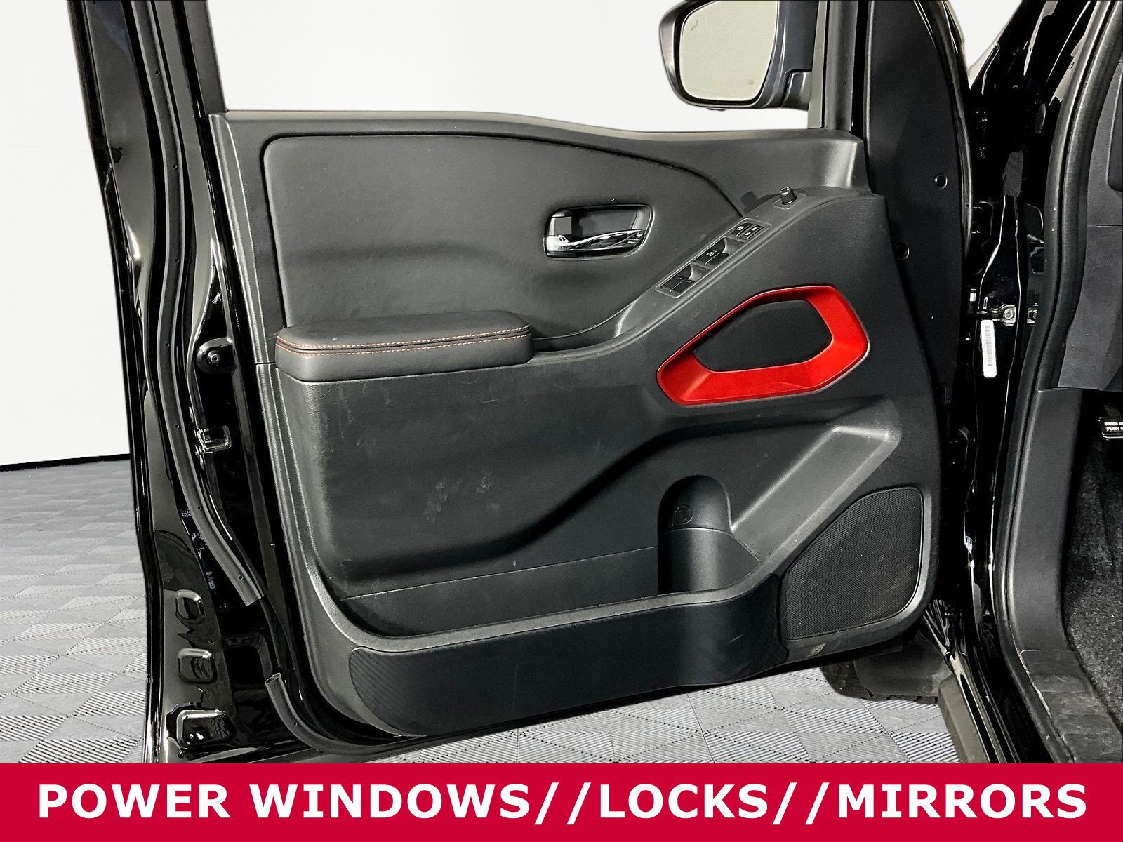 Certified 2023 Nissan Frontier PRO-4X w/ Pro Convenience Package AWD/4WD image 18