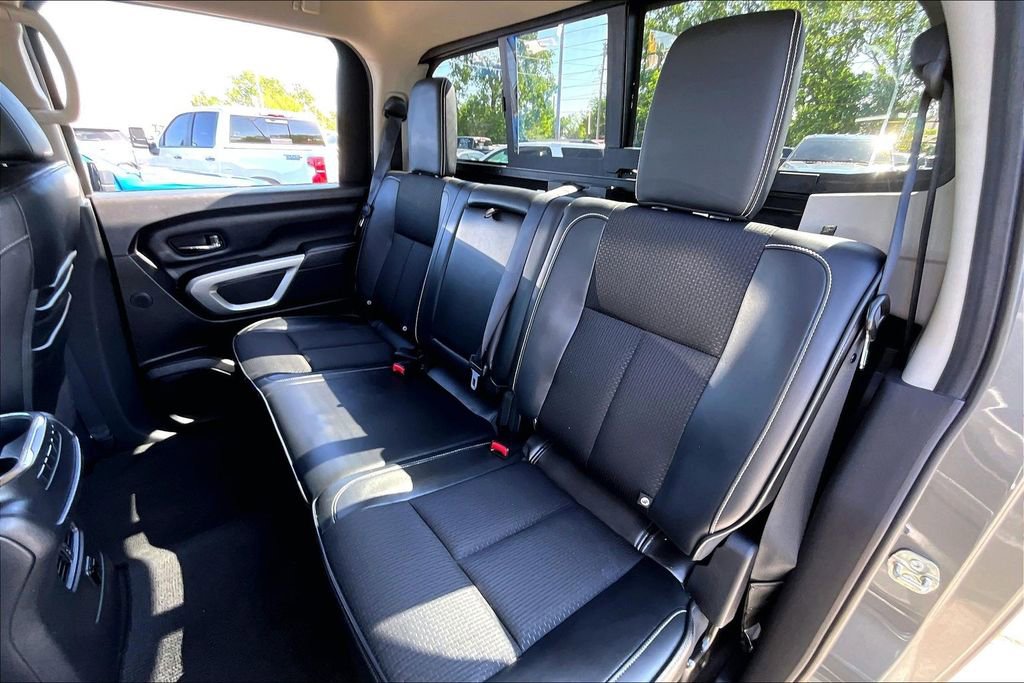 Used 2016 Nissan Titan SL AWD/4WD image 22