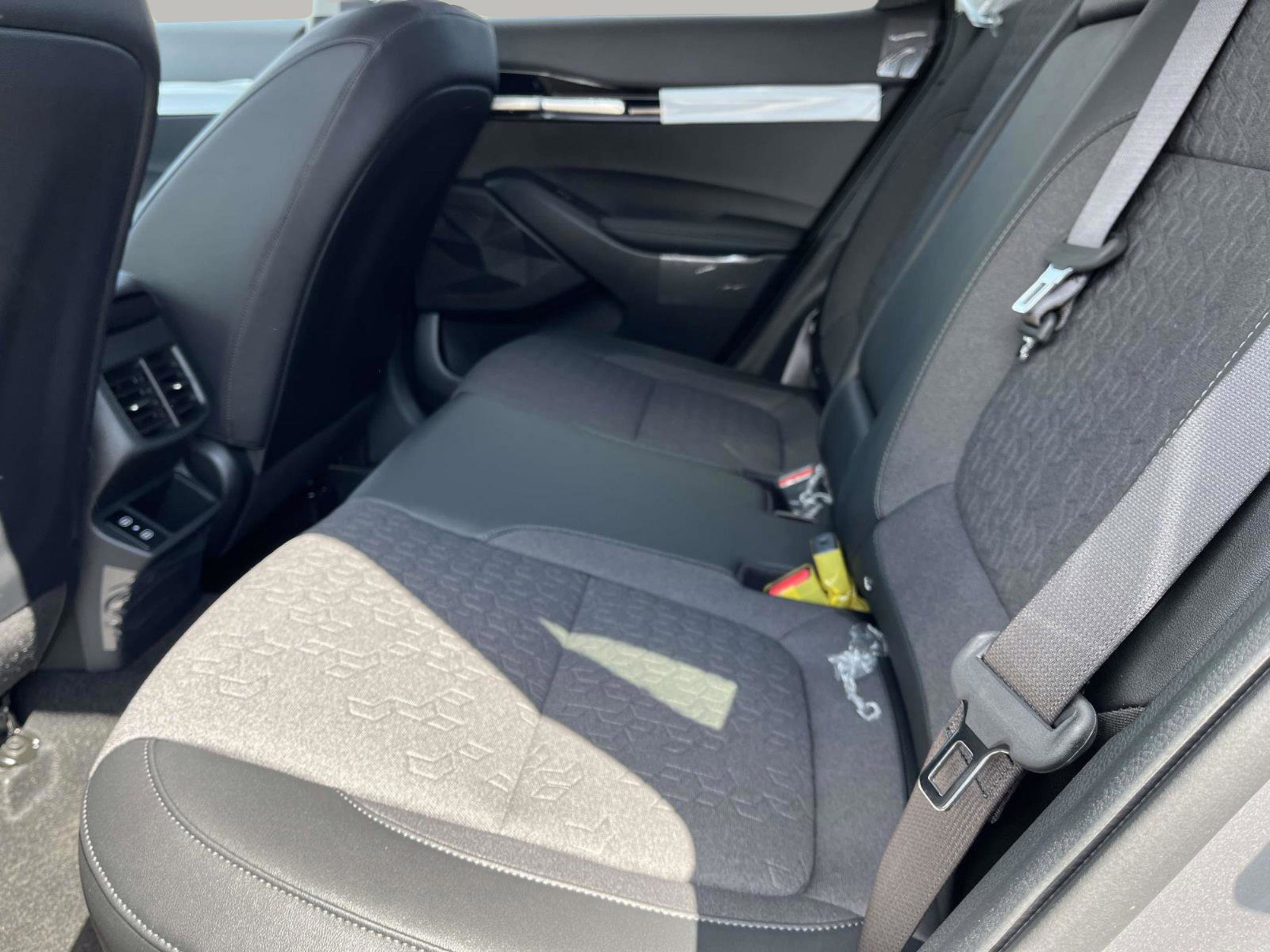 New 2026 Kia Seltos S image 17