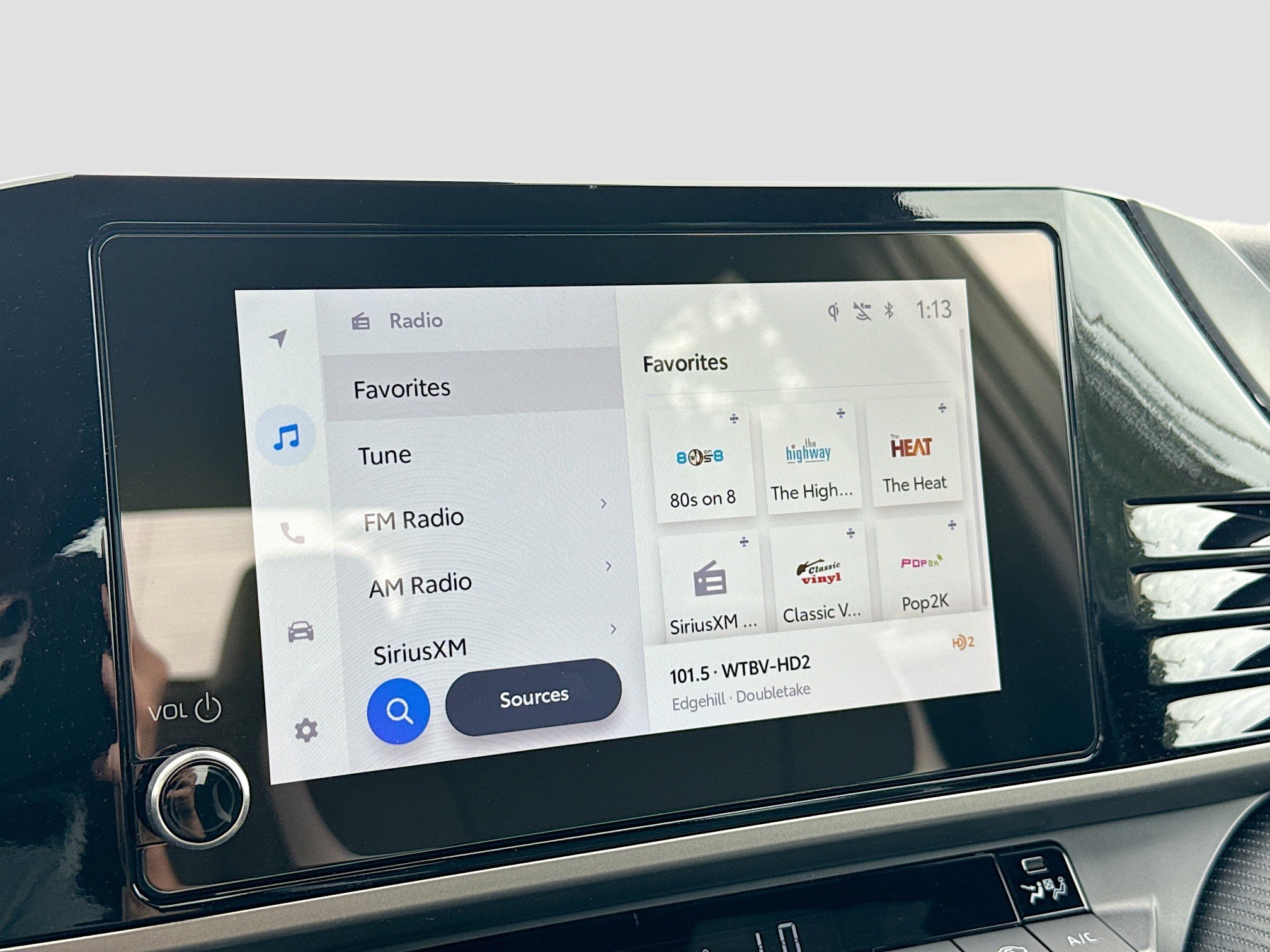 Used 2025 Toyota Camry SE image 31