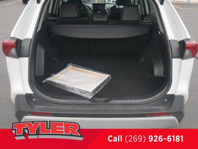 Used 2024 Toyota RAV4 Adventure AWD/4WD image 16