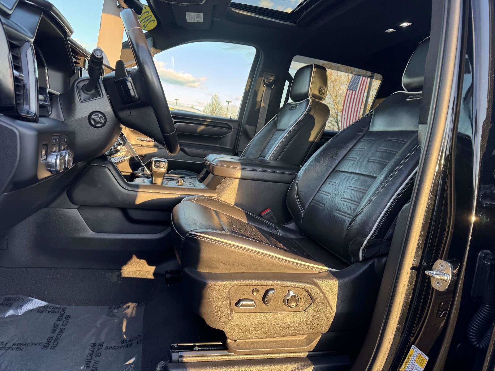 Used 2023 GMC Sierra 1500 AT4X image 17