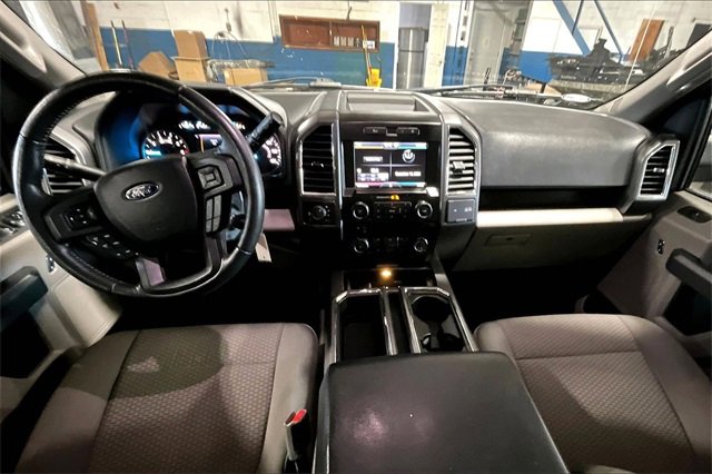 Used 2015 Ford F150 XLT w/ Equipment Group 302A Luxury image 15