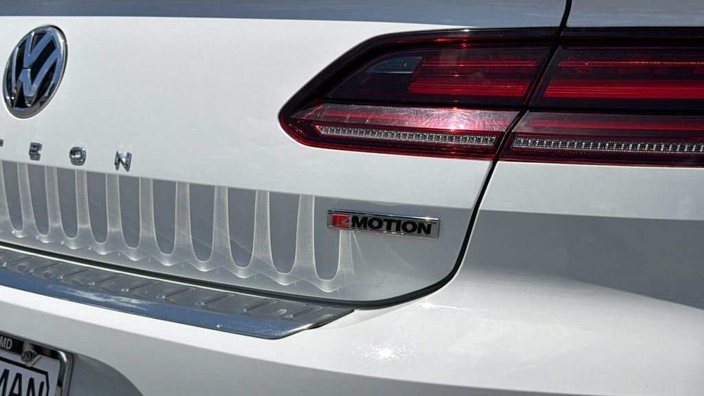 Used 2019 Volkswagen Arteon SE AWD/4WD image 30