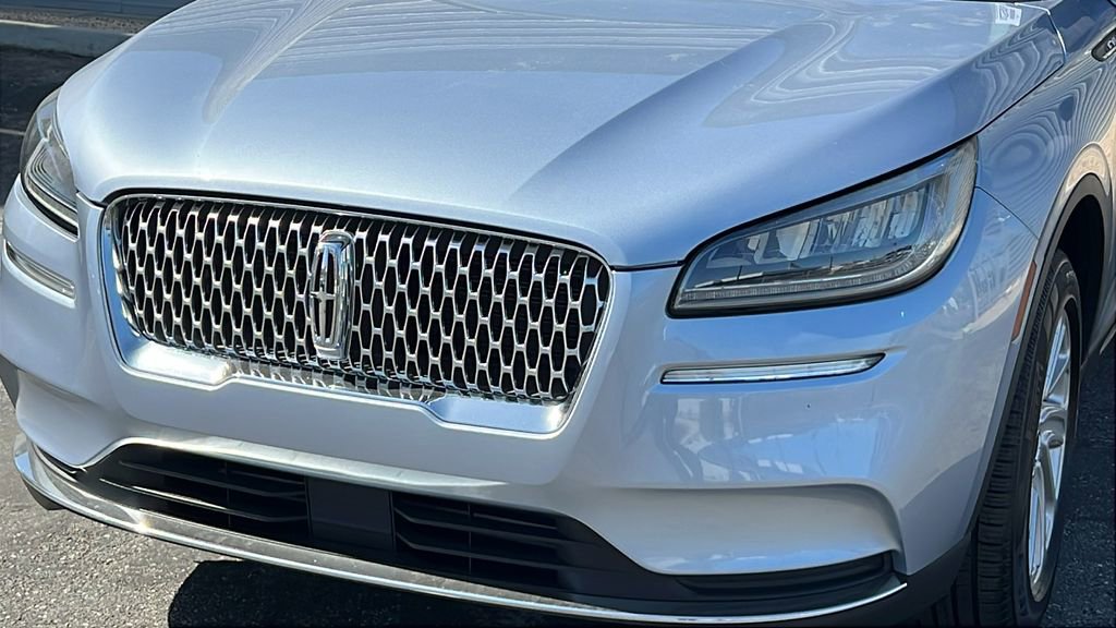 Certified 2022 Lincoln Corsair FWD image 3