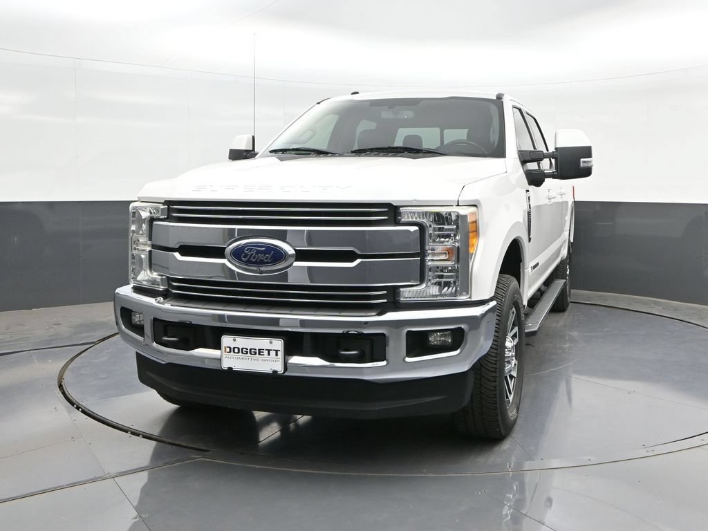 Used 2017 Ford F250 Lariat w/ Lariat Value Package AWD/4WD image 26
