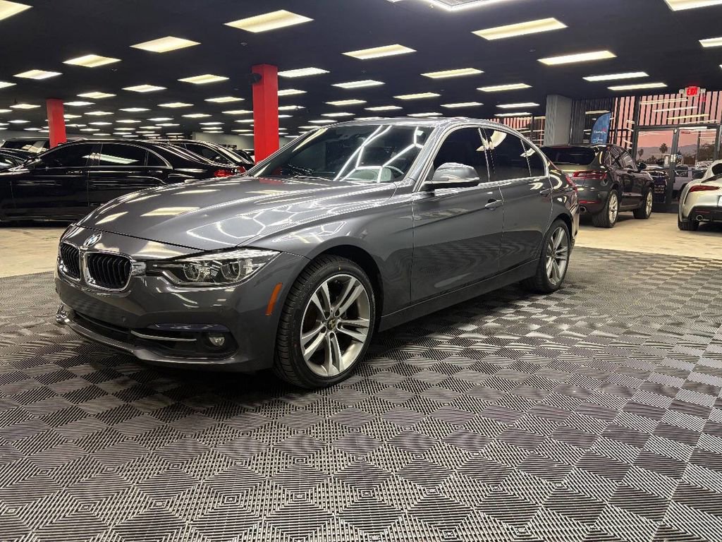 Used 2018 BMW 330i Sedan image 4