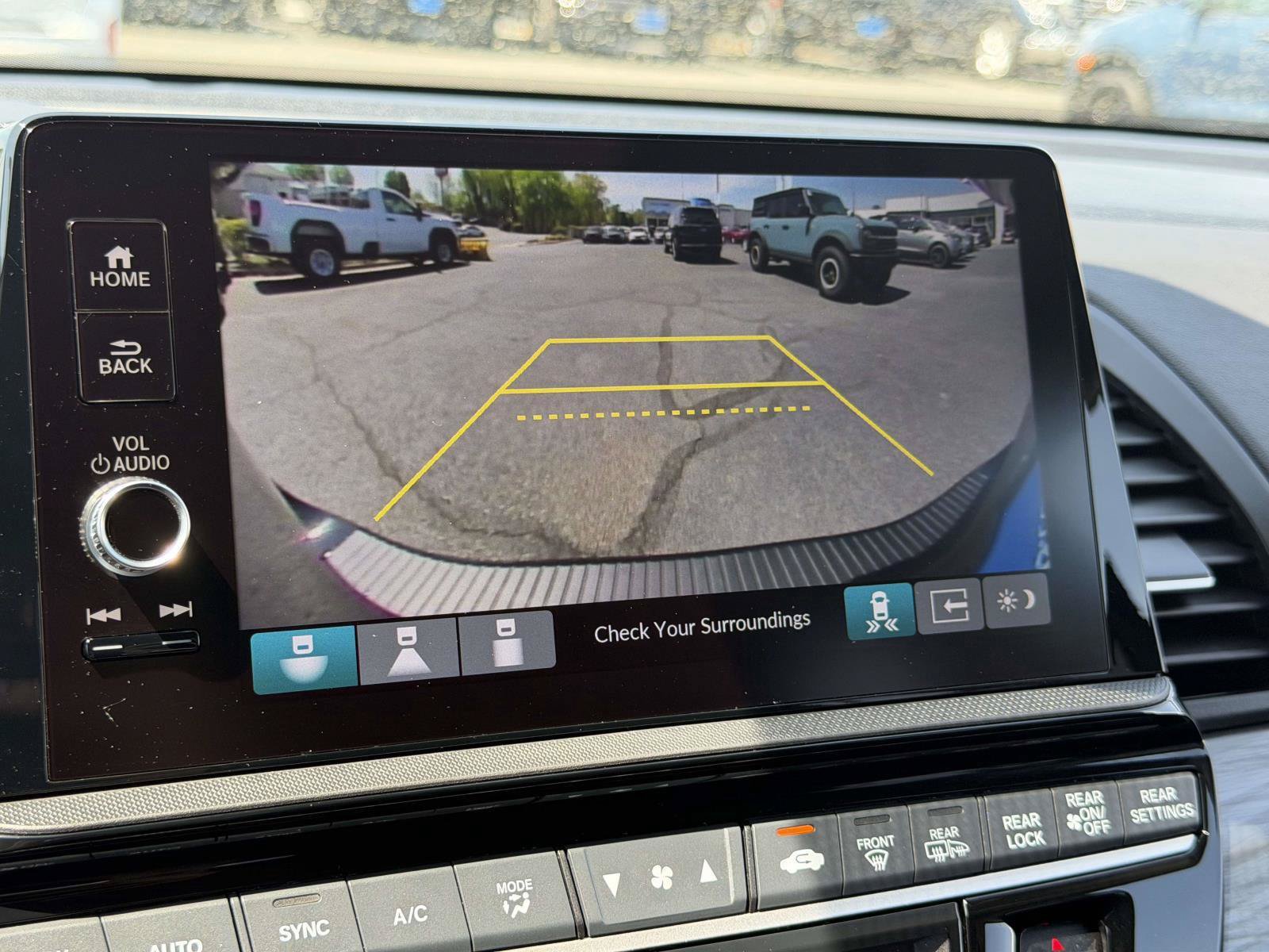 Certified 2026 Honda Odyssey Elite image 22
