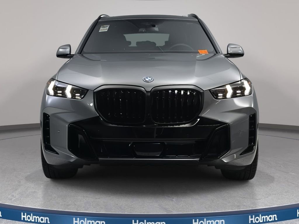 New 2026 BMW X5 xDrive50e w/ M Sport Package image 2
