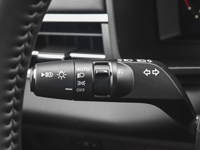 New 2025 Mitsubishi Outlander SE image 19