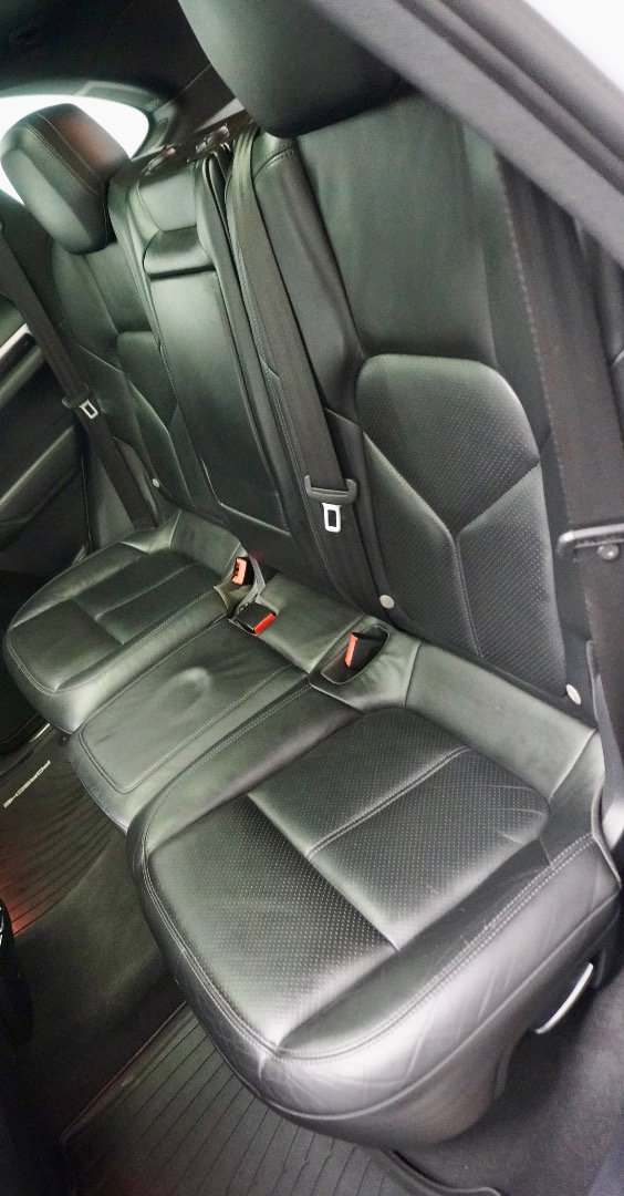 Used 2013 Porsche Cayenne S AWD/4WD image 5