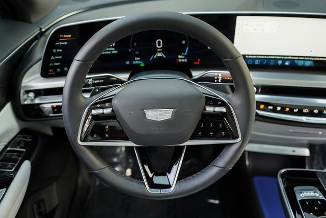 Used 2024 Cadillac Lyriq Luxury image 25