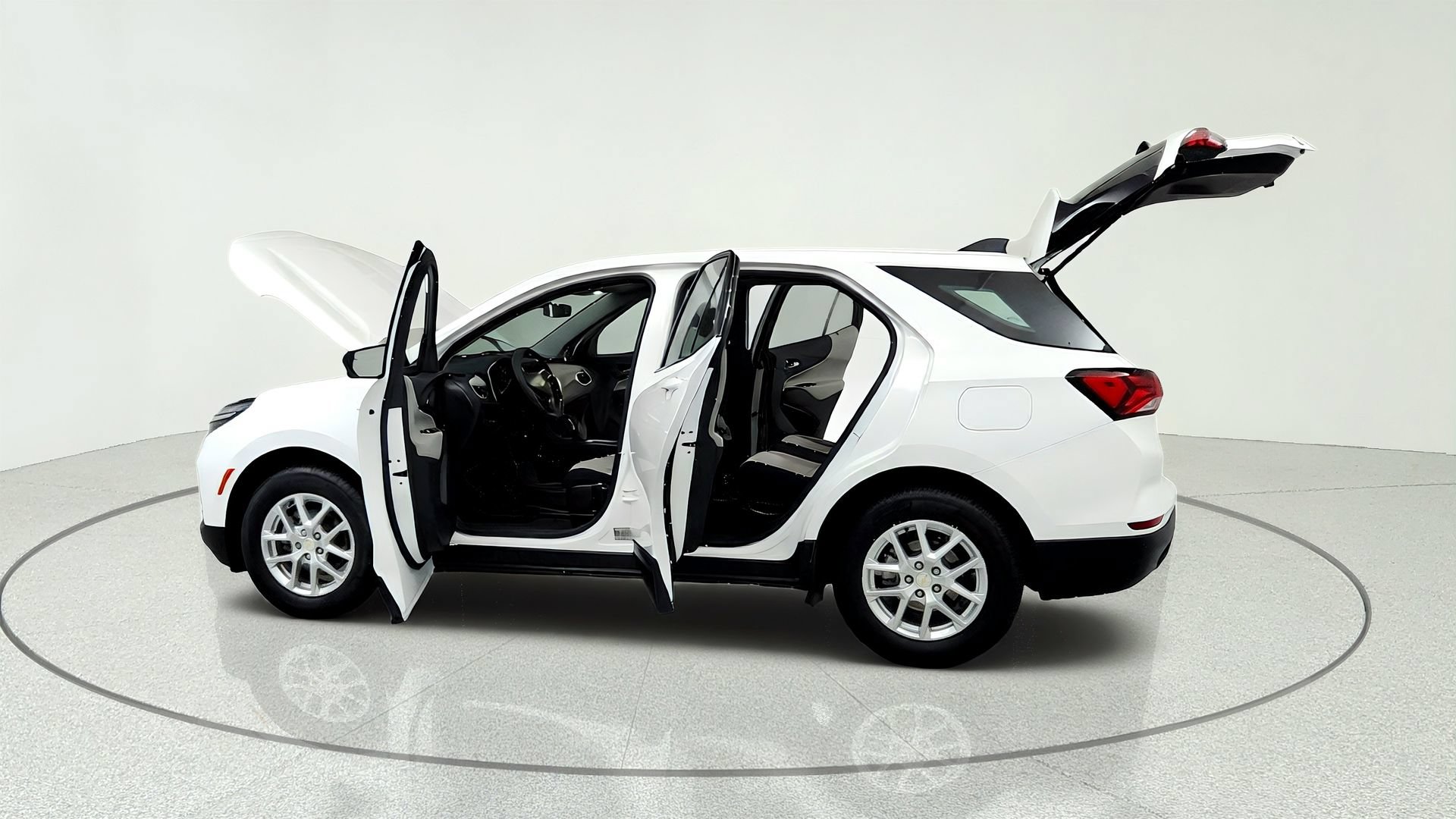 Certified 2024 Chevrolet Equinox LS w/ Driver Confidence II Package FWD image 10