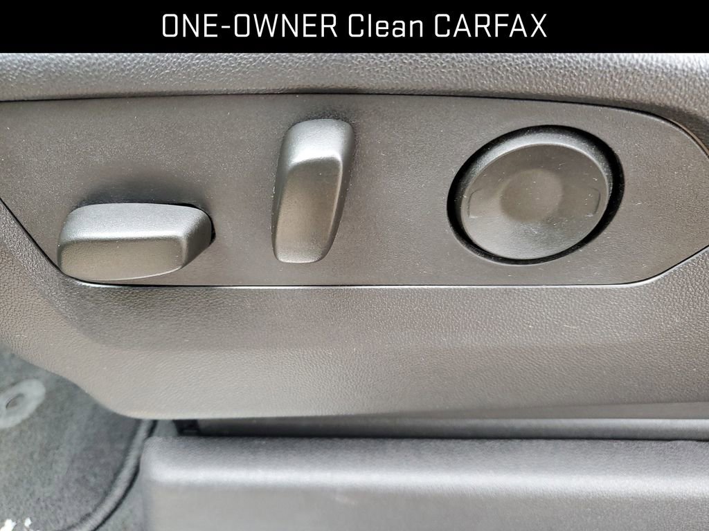 Certified 2025 GMC Sierra 1500 SLT image 7