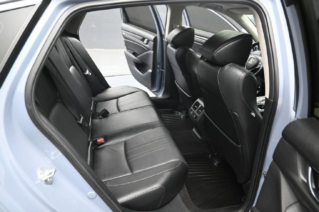 Certified 2022 Honda Accord Touring image 31