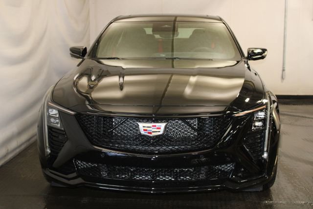 New 2026 Cadillac CT5 V image 3