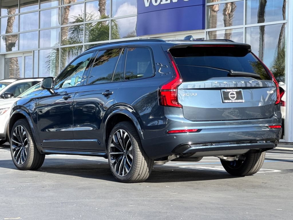 New 2026 Volvo XC90 T8 Ultra w/ Lounge Package AWD/4WD image 3