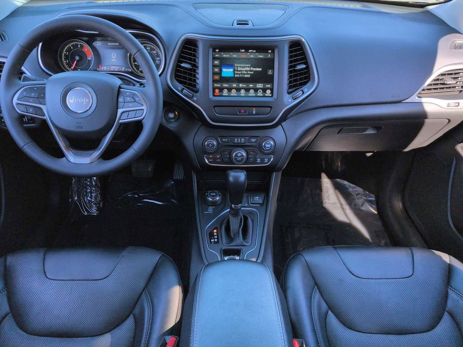 Used 2022 Jeep Cherokee Latitude Lux w/ Sun & Sound Group image 16