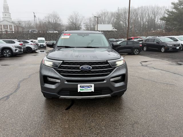 Used 2022 Ford Explorer XLT w/ Equipment Group 202A image 8