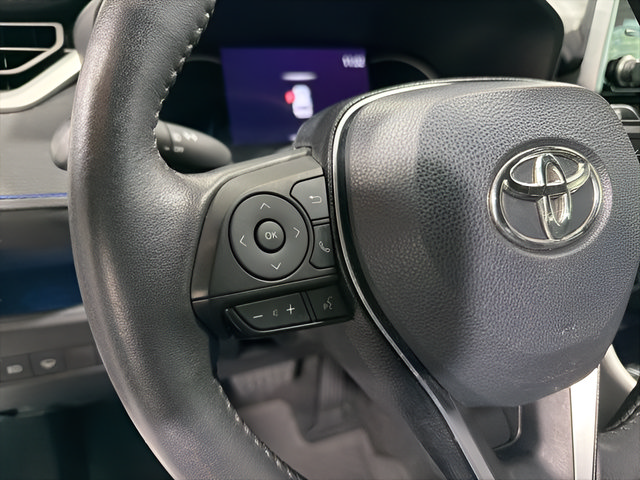 Used 2021 Toyota RAV4 XSE AWD/4WD image 17