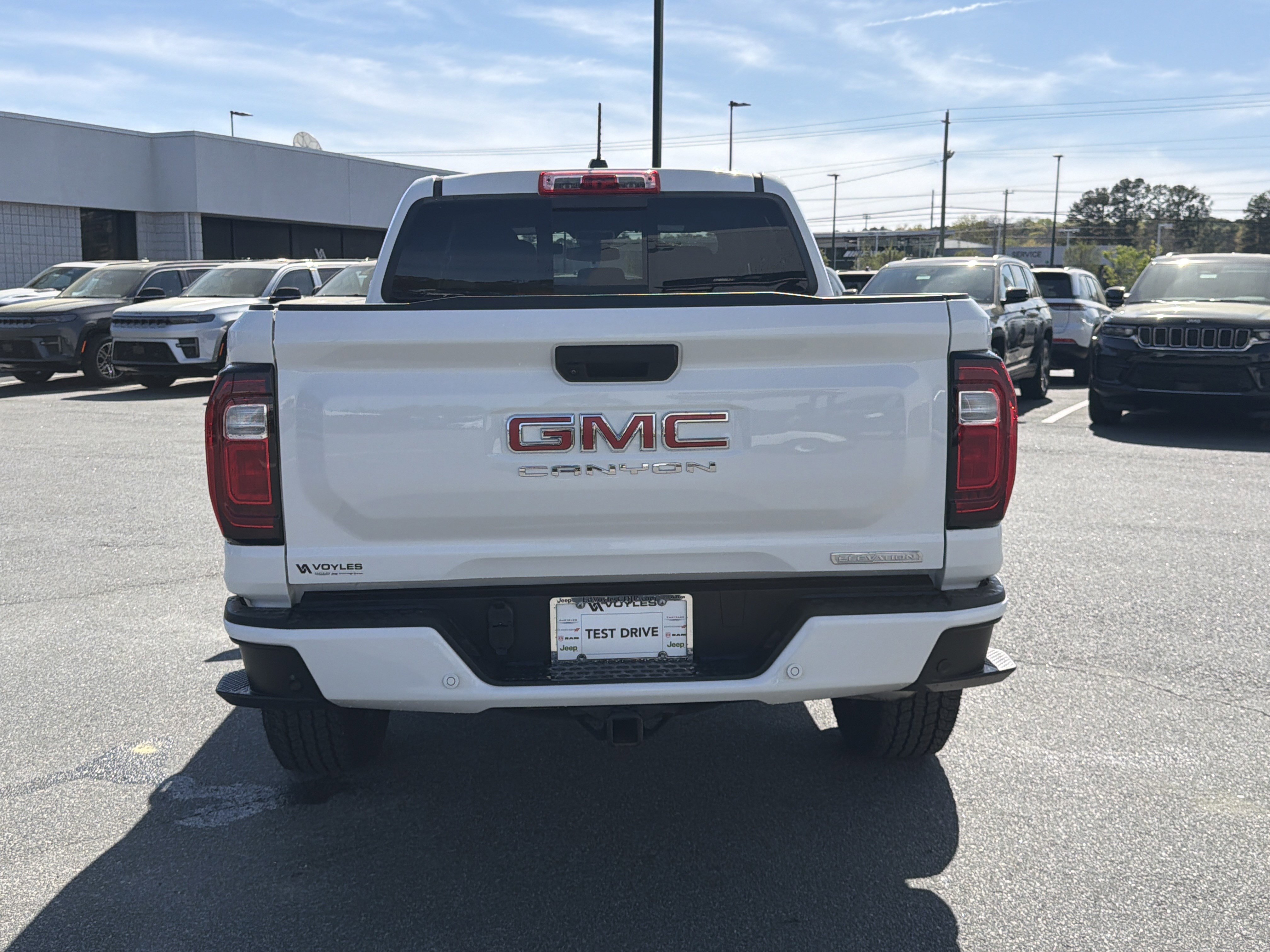 Used 2025 GMC Canyon Elevation AWD/4WD image 7