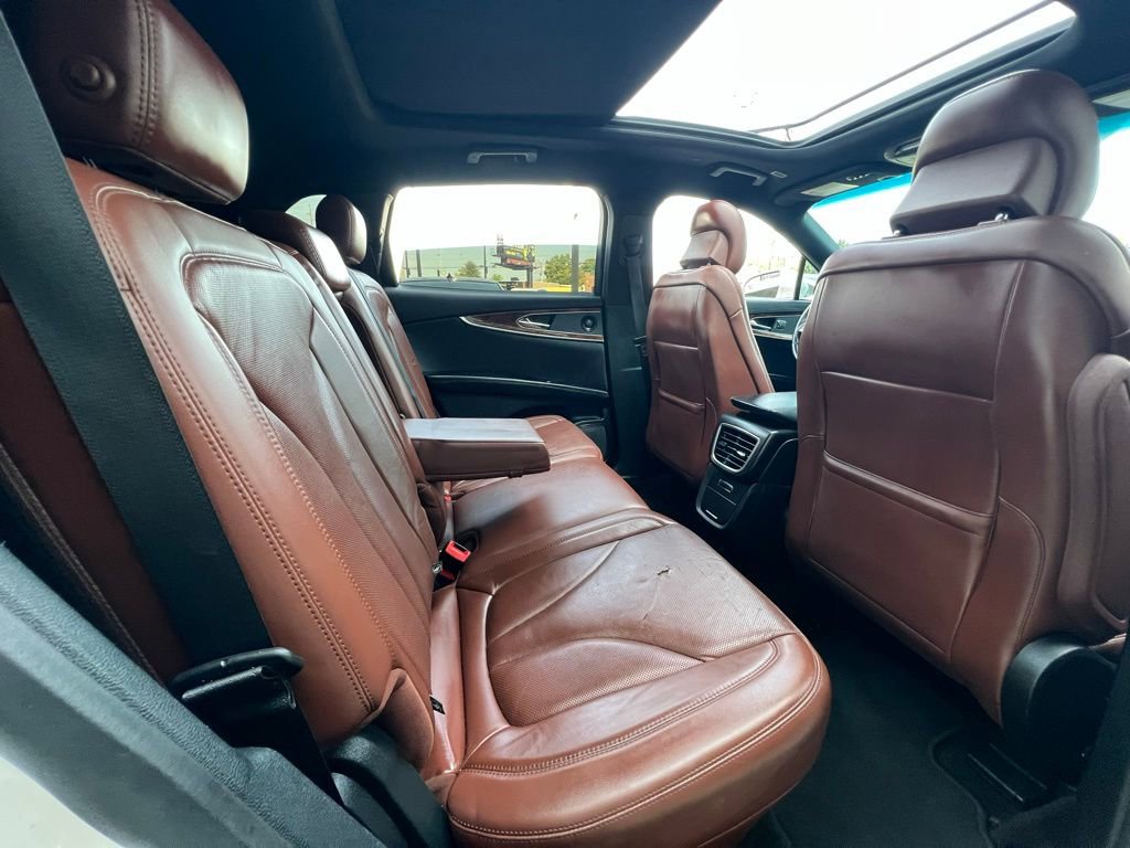 Used 2019 Lincoln Nautilus Reserve image 24