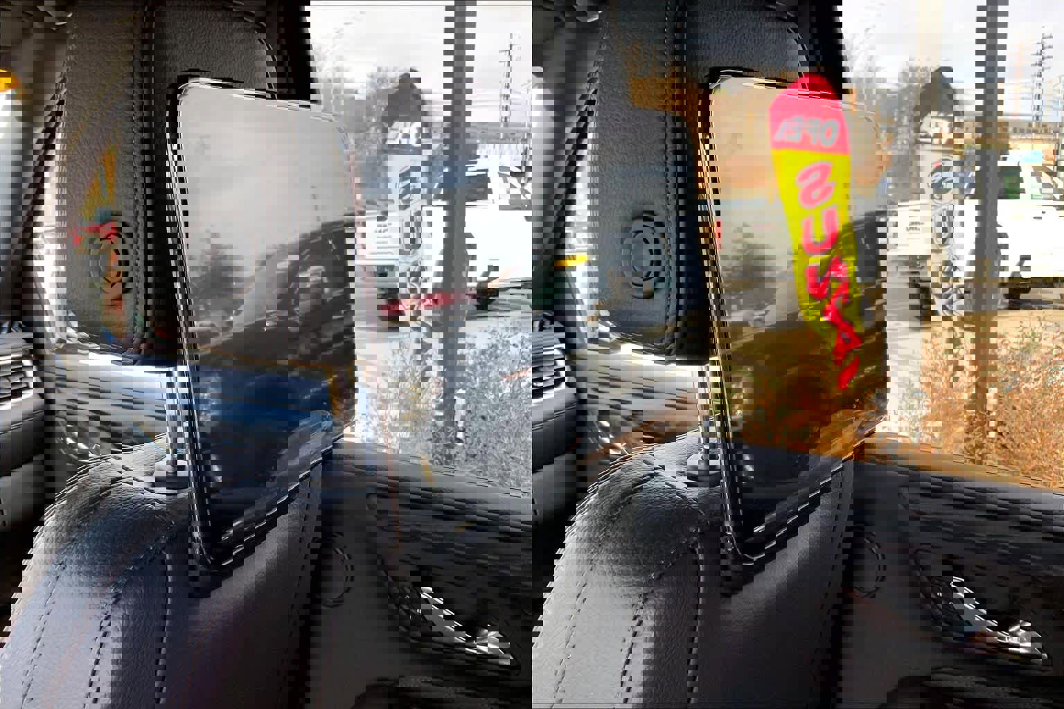 Used 2024 GMC Yukon XL Denali w/ Advanced Technology Package image 37