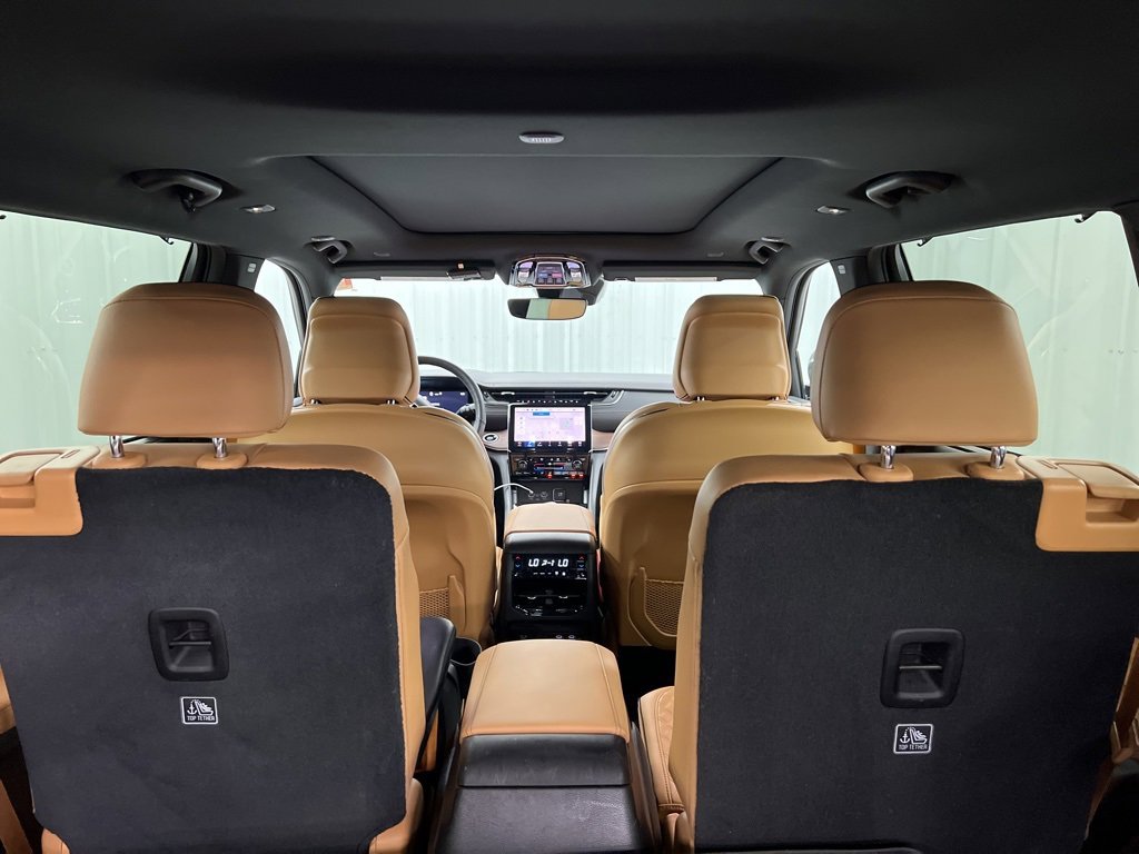 Used 2023 Jeep Grand Cherokee L Summit w/ High Altitude Package image 11