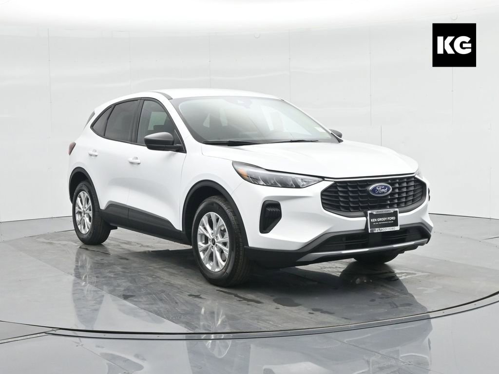 New 2025 Ford Escape Active image 1