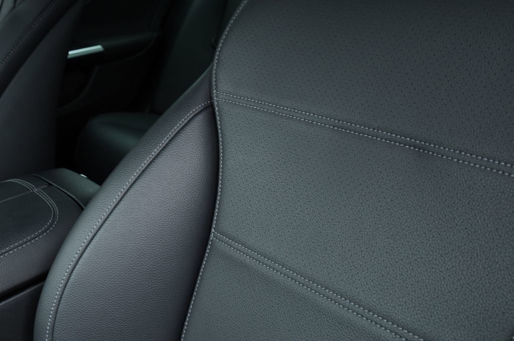 Used 2024 Mercedes-Benz C 300 Sedan image 20