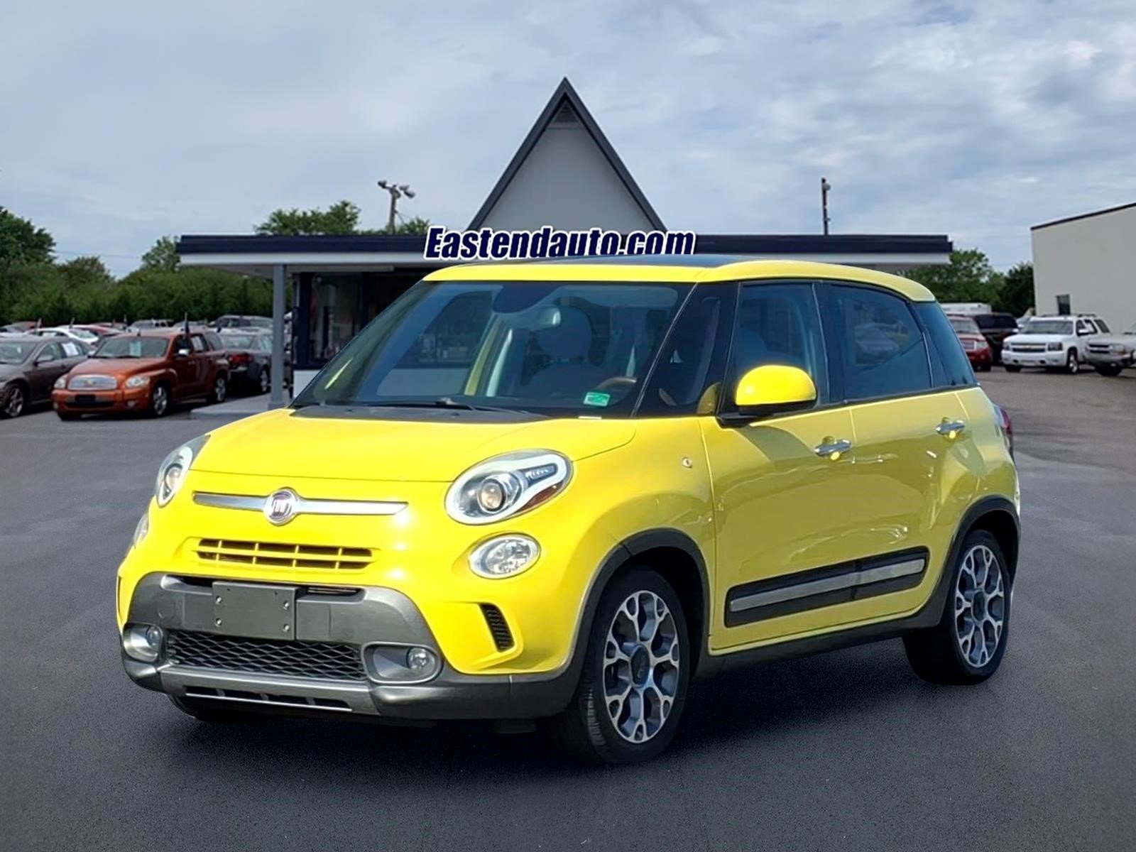 Used 2014 FIAT 500L Trekking w/ Popular Equipment Group