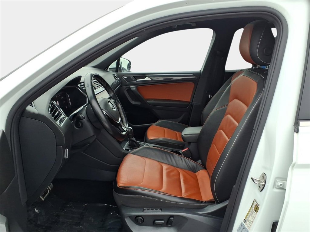 Used 2021 Volkswagen Tiguan SEL Premium R-Line image 9